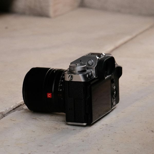 Canon R6 camera